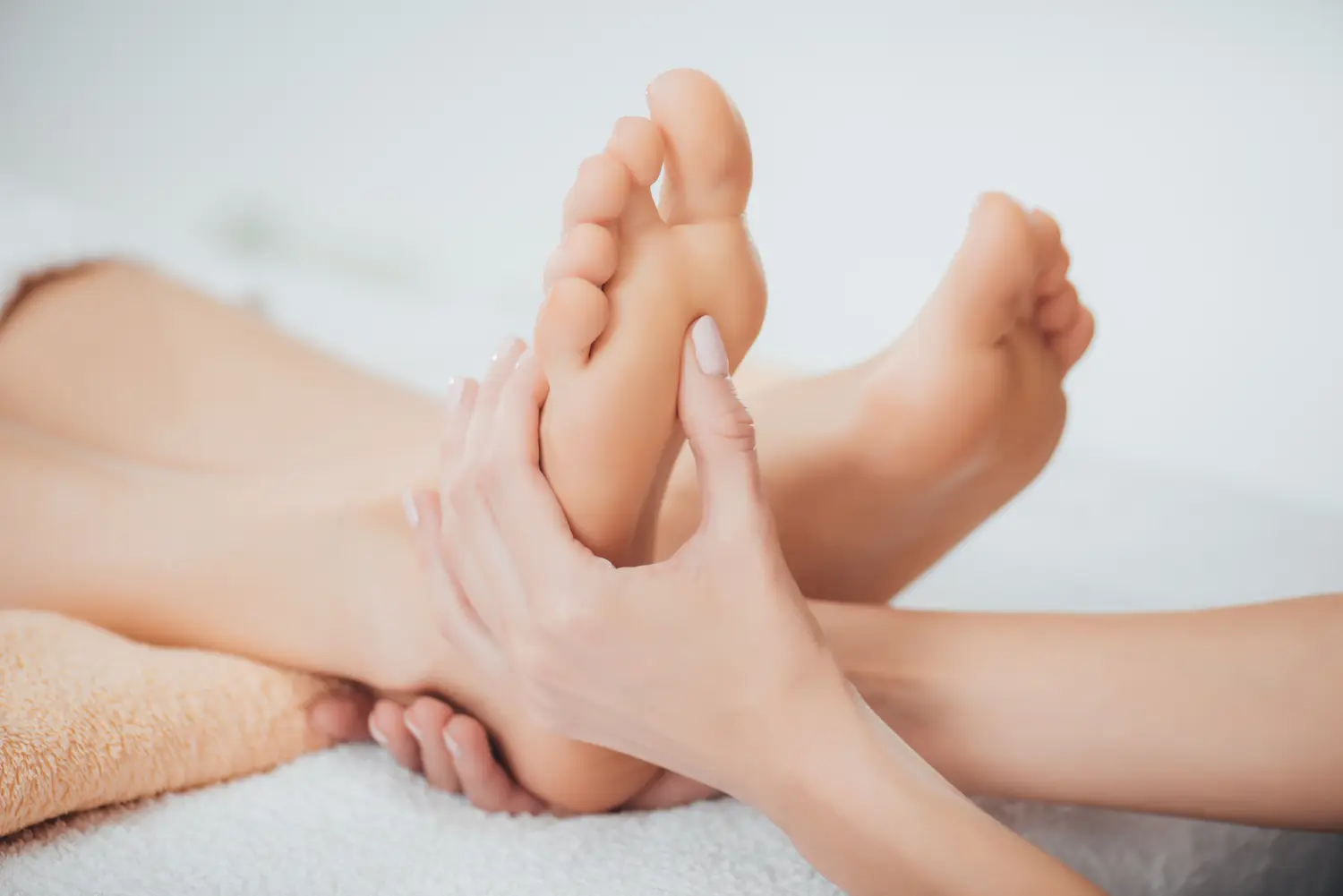 Hand & Fuß Massage – Dem Organismus reichlich Schwung geben
